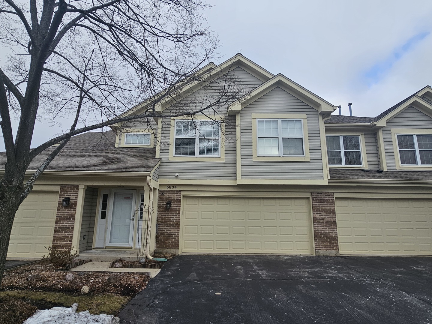 6834 W Monticello Court #6834, Gurnee, IL 60031