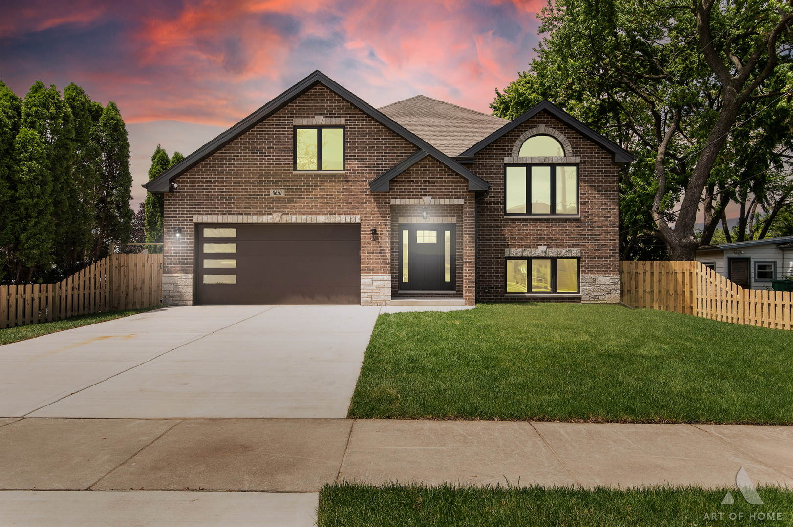 8650 Lockwood Avenue, Burbank, IL 60459