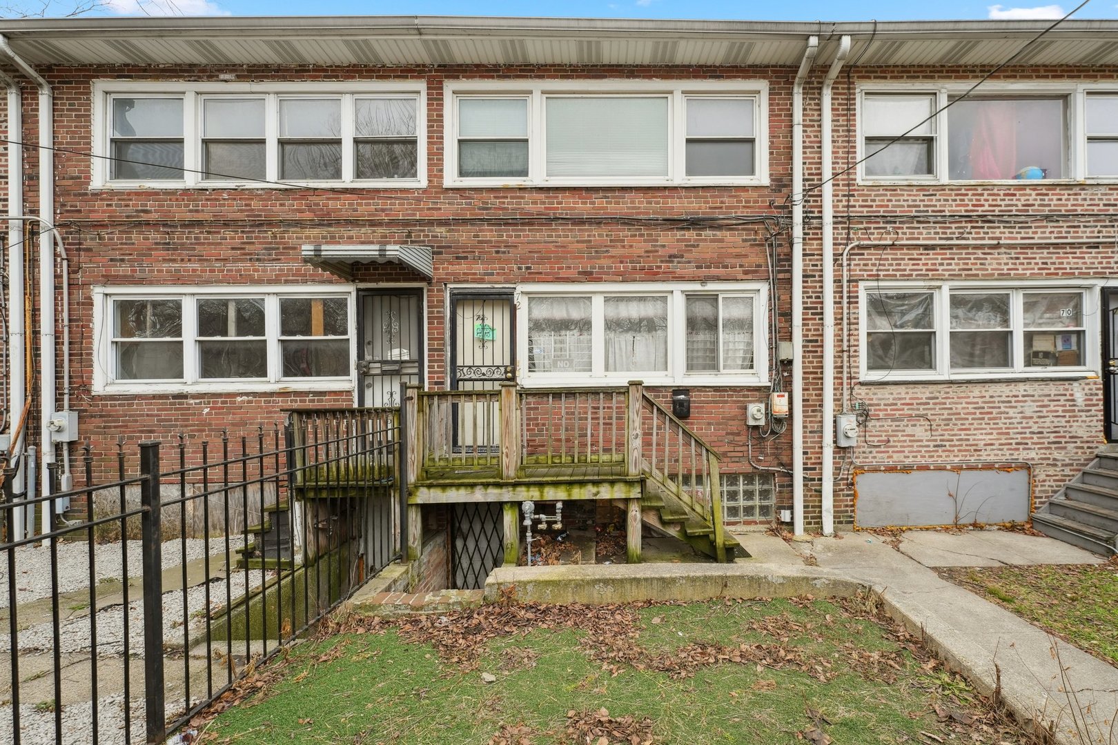 72 E 37th Street, Chicago, IL 60653