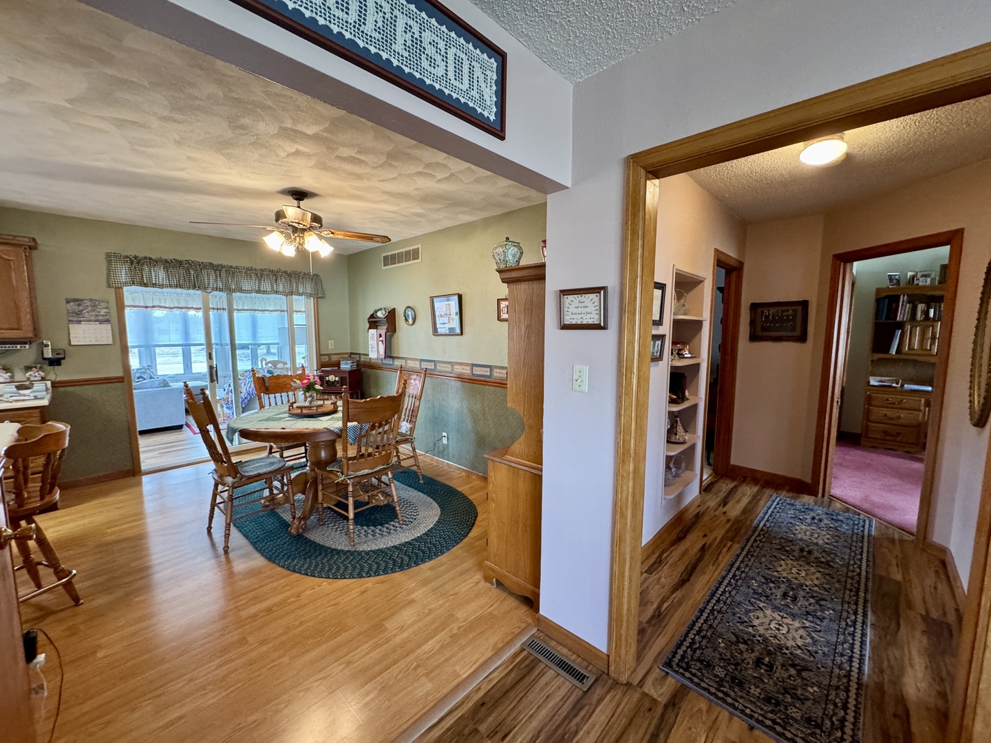 113 W 3rd Street, Wyanet, IL 61379