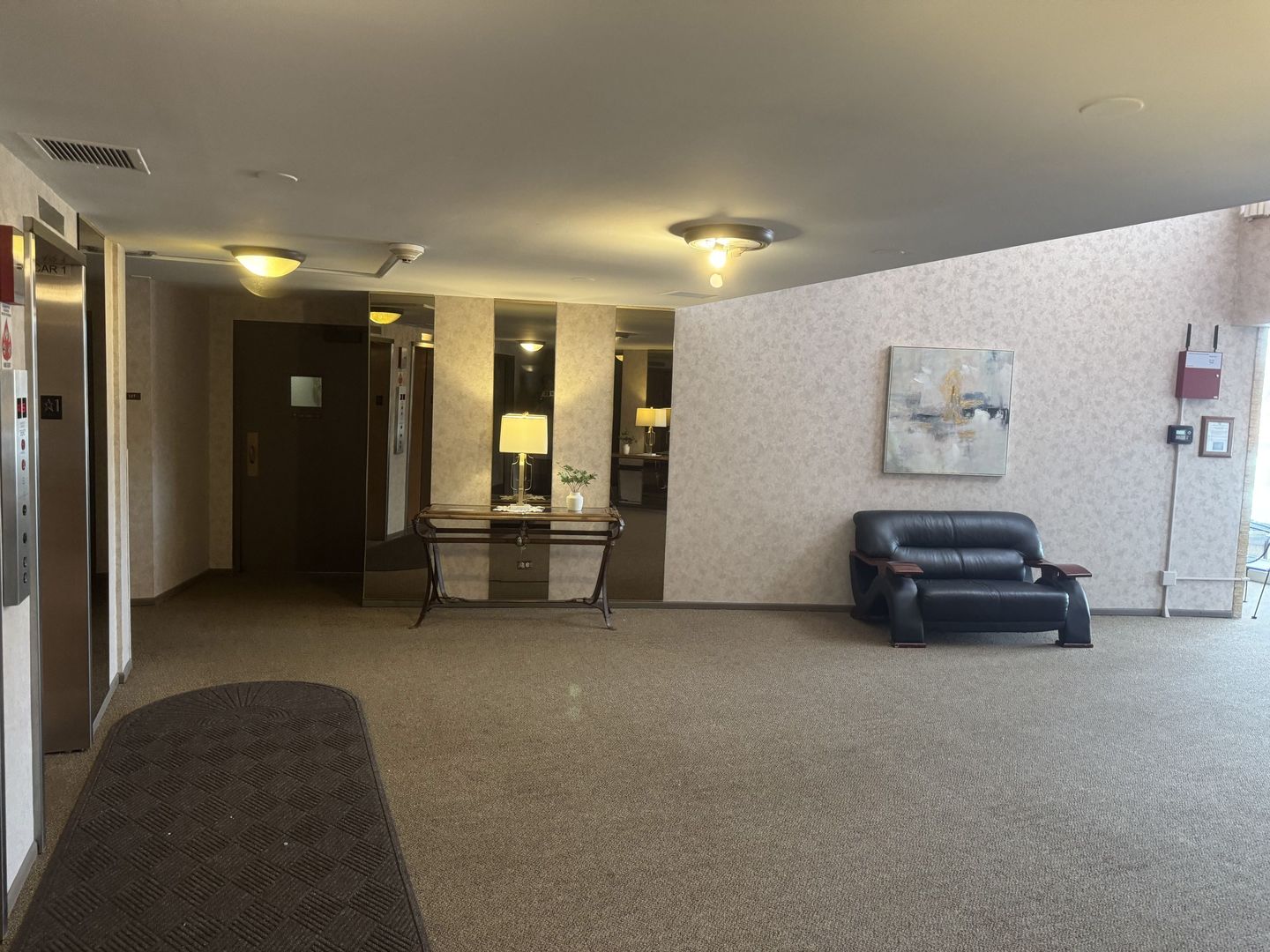 18400 Cherry Creek Drive #105, Homewood, IL 60430