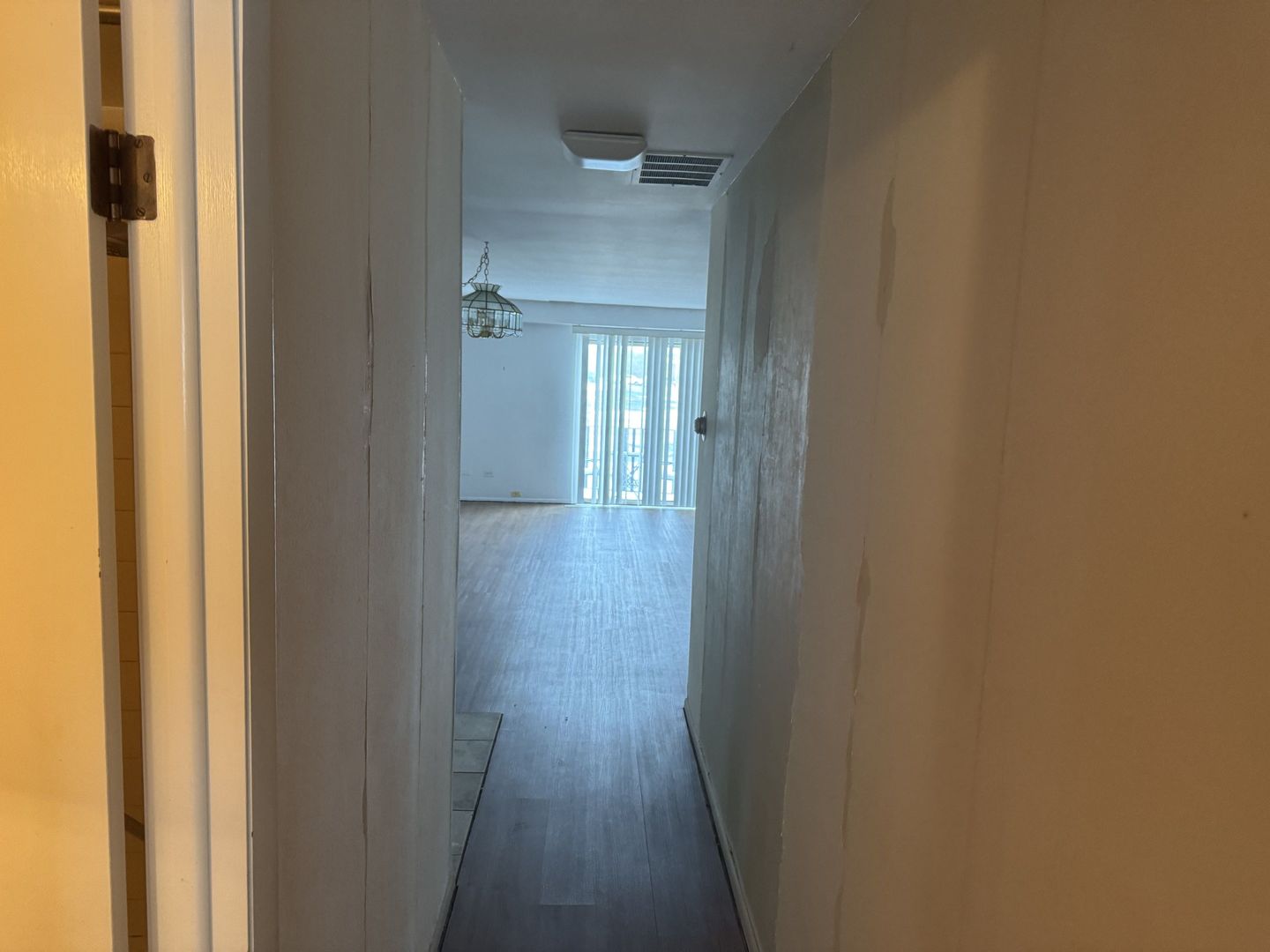 18400 Cherry Creek Drive #105, Homewood, IL 60430