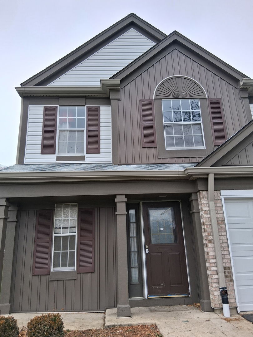 114 W 67th Street, Westmont, IL 60559