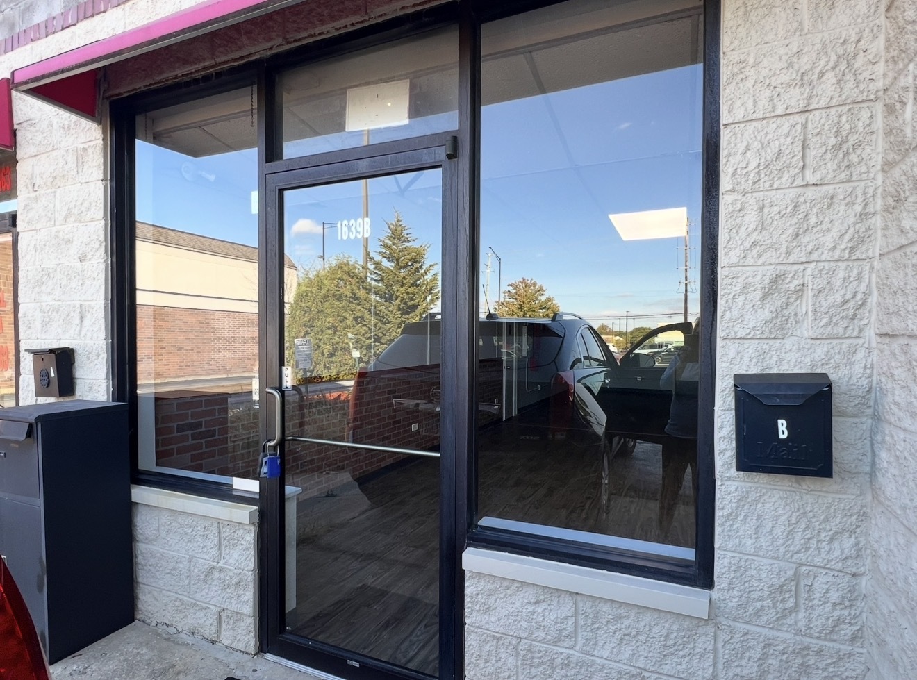 1639 W Irving Park Road #B, Hanover Park, IL 60133