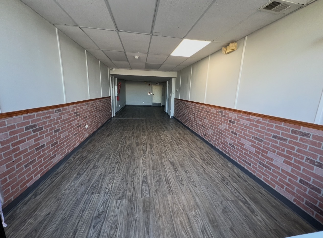 1639 W Irving Park Road #B, Hanover Park, IL 60133