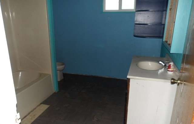 120 S Lake Avenue, Vandalia, IL 62471