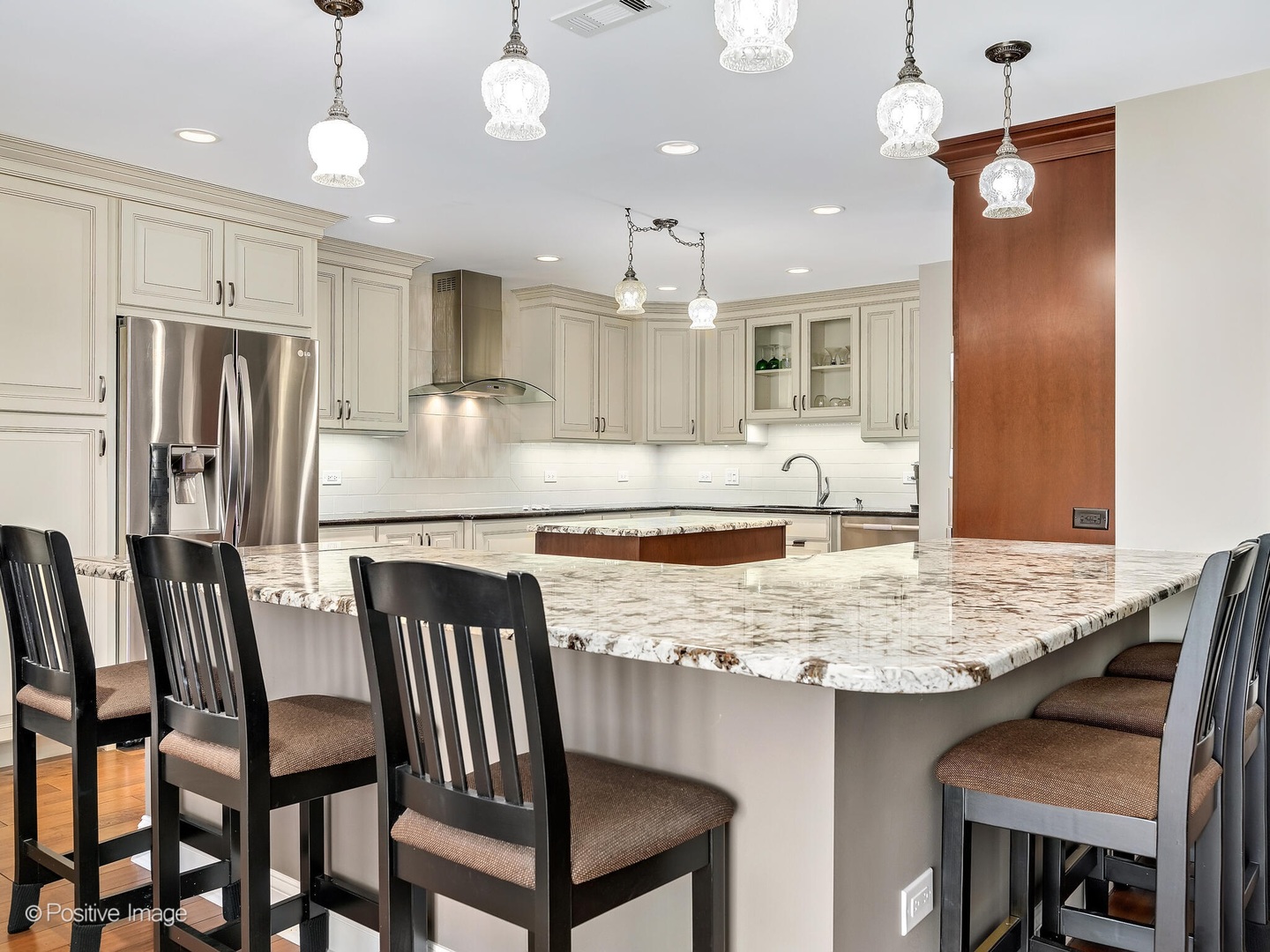 1401 Burr Oak Road #114B, Hinsdale, IL 60521