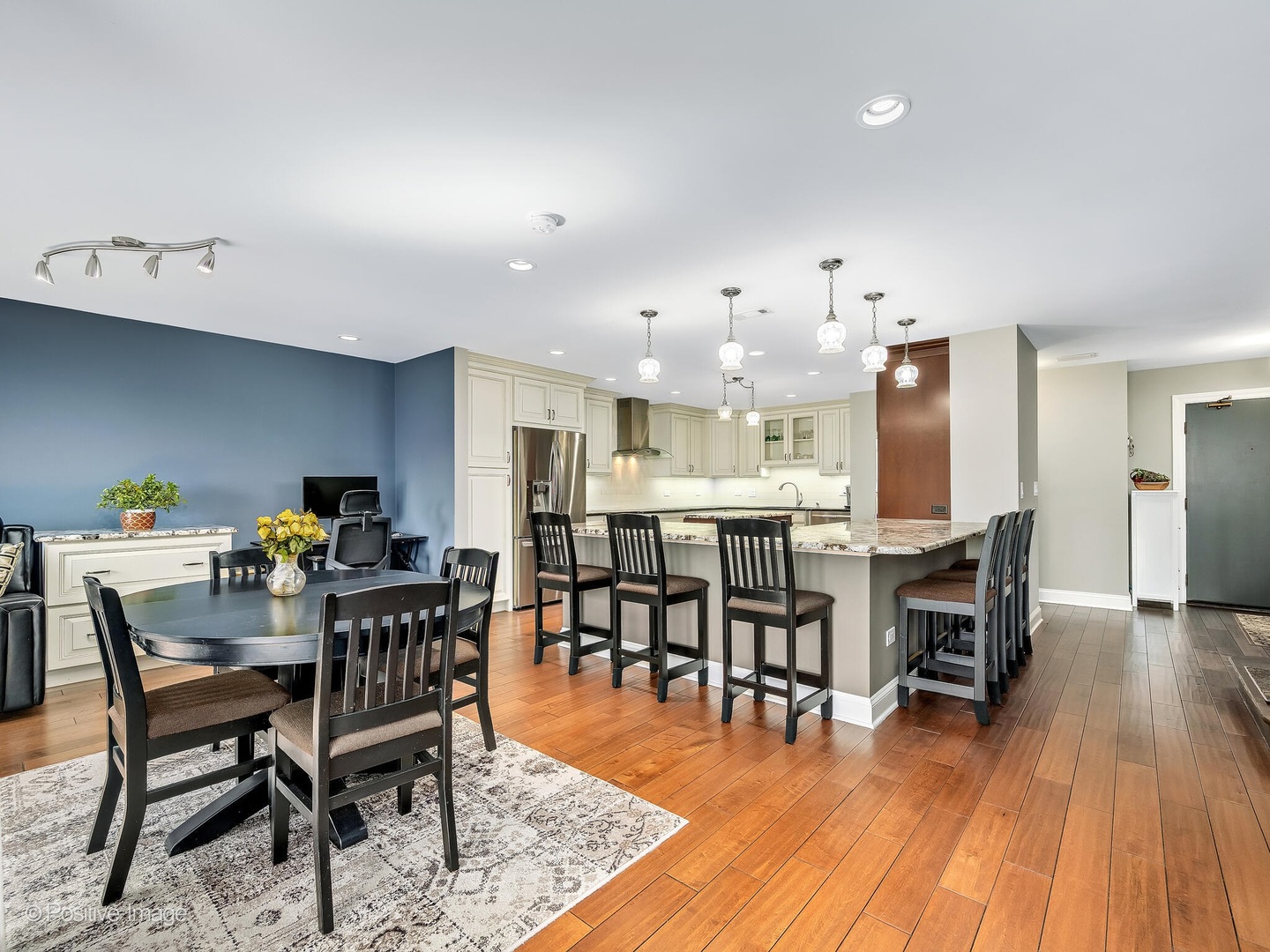 1401 Burr Oak Road #114B, Hinsdale, IL 60521