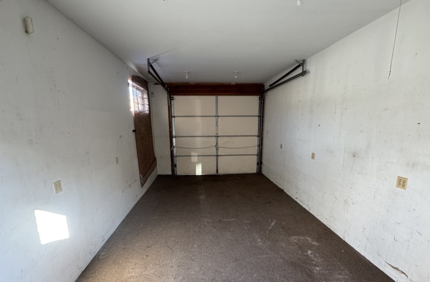 8137 N Milwaukee Avenue, Niles, IL 60714