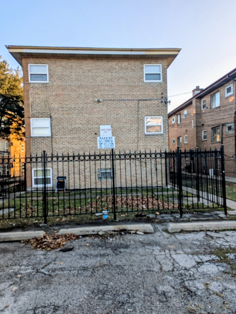 406 E 109th Street #2N, Chicago, IL 60628