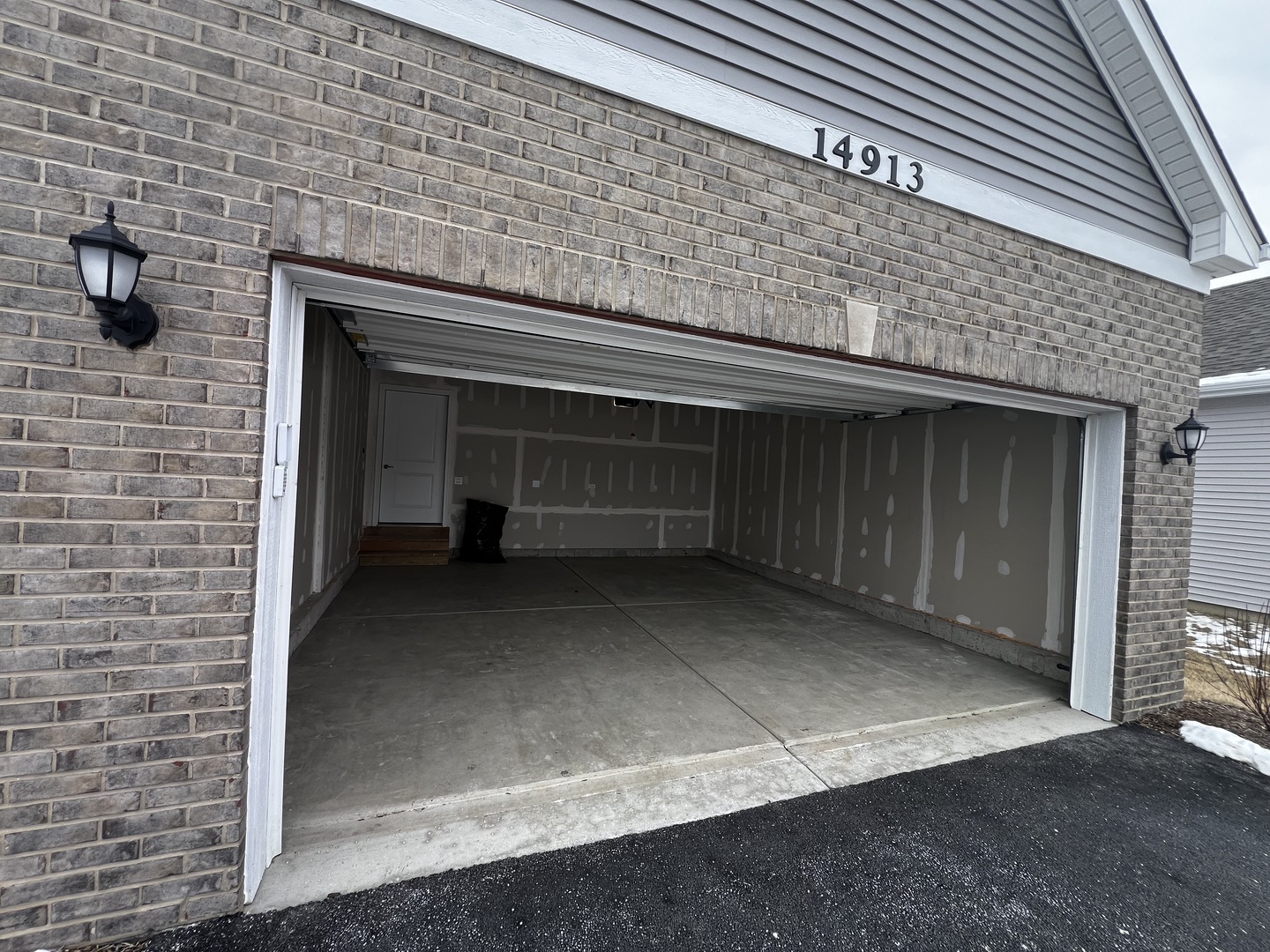 14913 S Dyer Lane, Plainfield, IL 60544