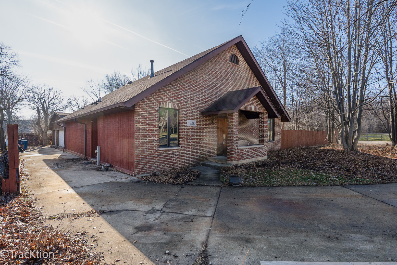 17w463 Red Oak Avenue, Addison, IL 60101