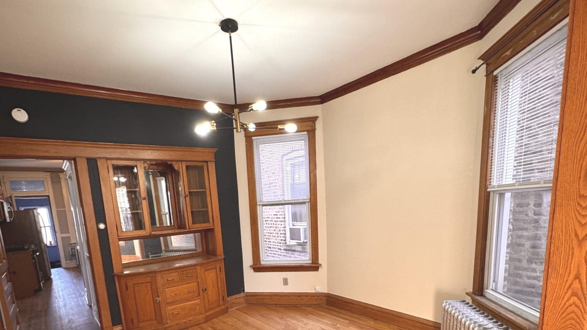 2927 N Sacramento Avenue #2, Chicago, IL 60618