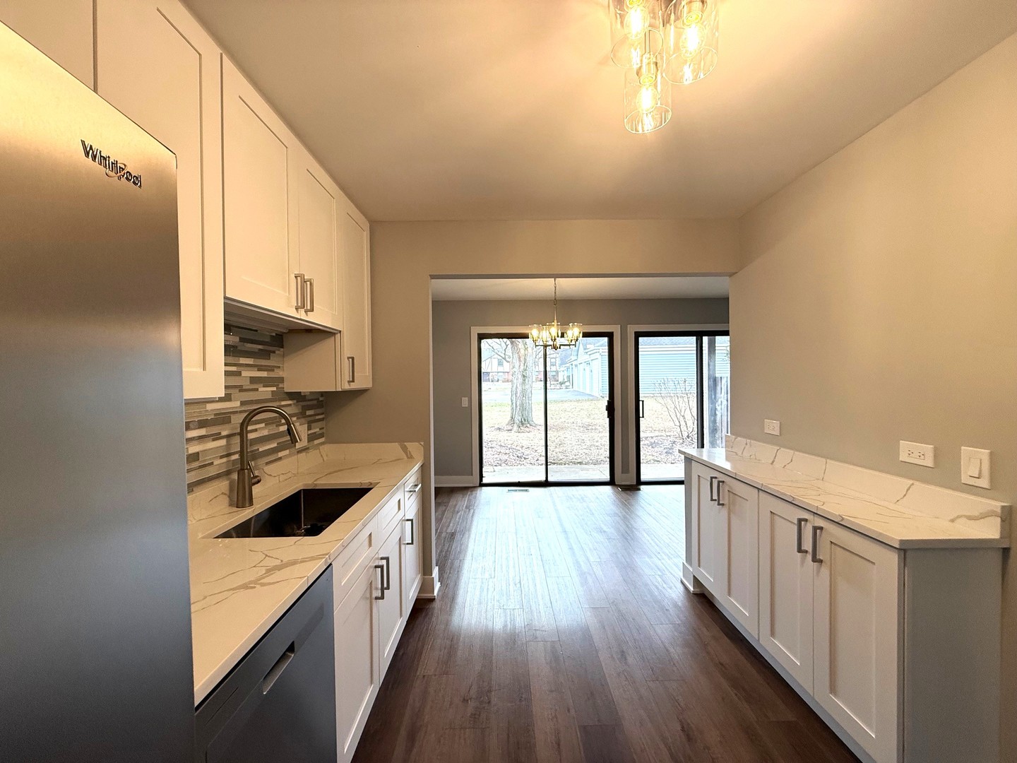 1221 Sandhurst Court #C1, Schaumburg, IL 60193