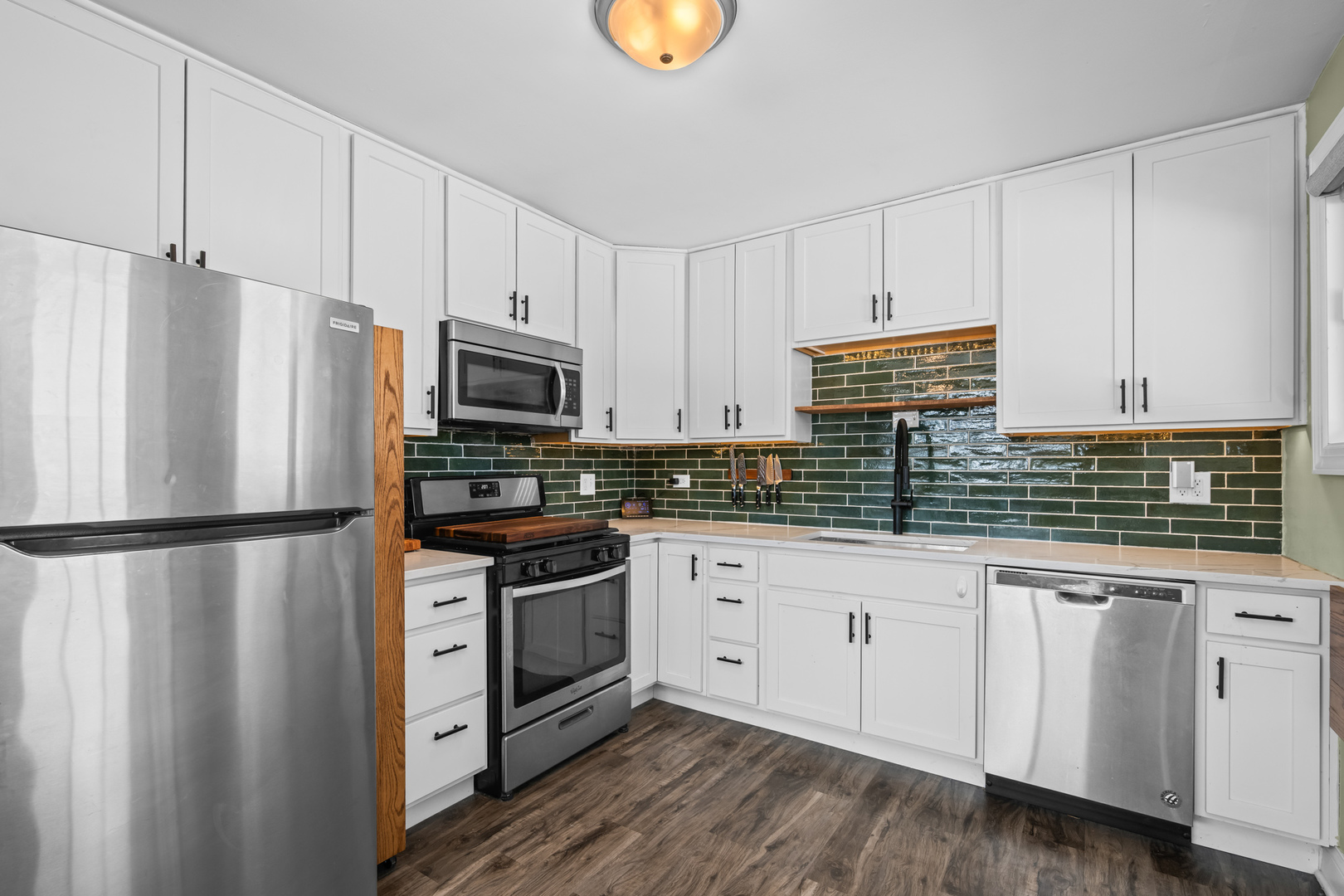 408 W Thomas Street, Arlington Heights, IL 60004