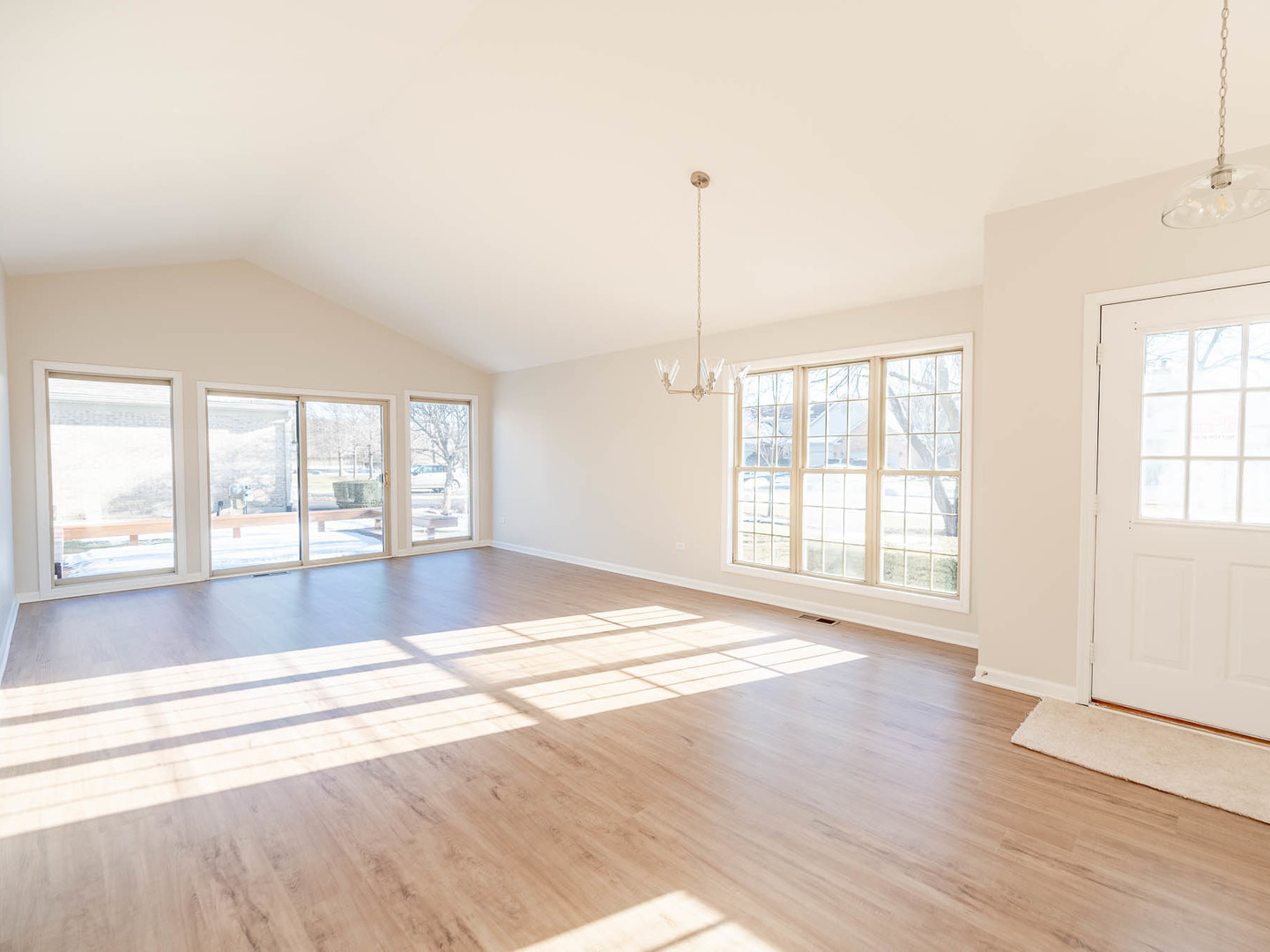 37 Corinth Drive #37, Tinley Park, IL 60477