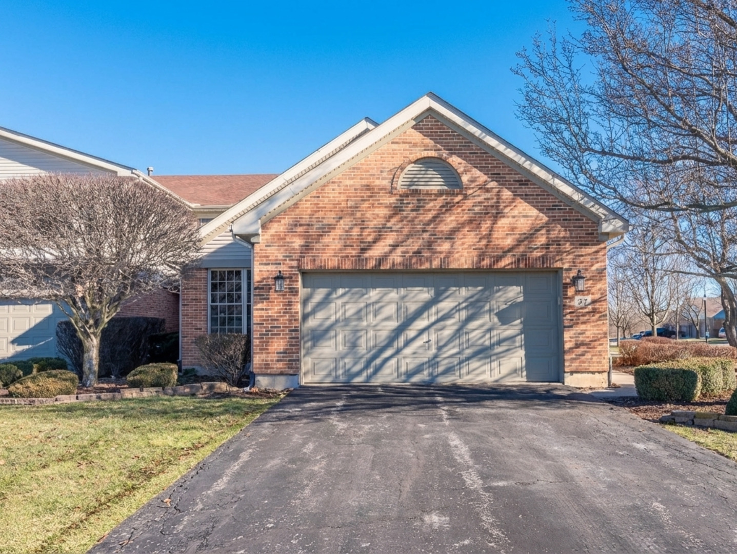 37 Corinth Drive #37, Tinley Park, IL 60477