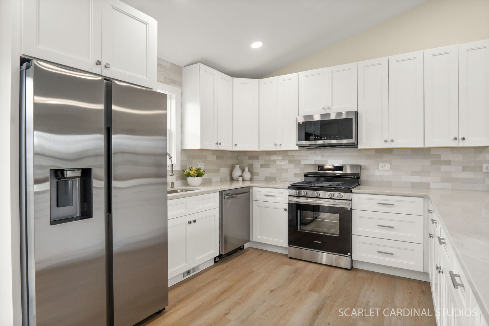 517 Savannah Lane, Bolingbrook, IL 60440