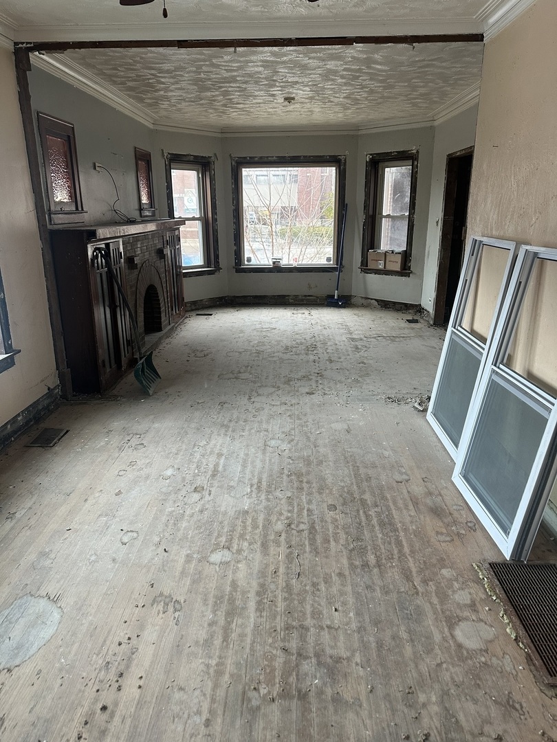 11809 S Indiana Avenue, Chicago, IL 60628