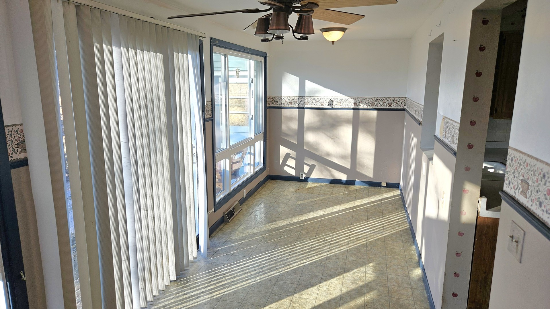 2310 N Winnebago Street, Rockford, IL 61103