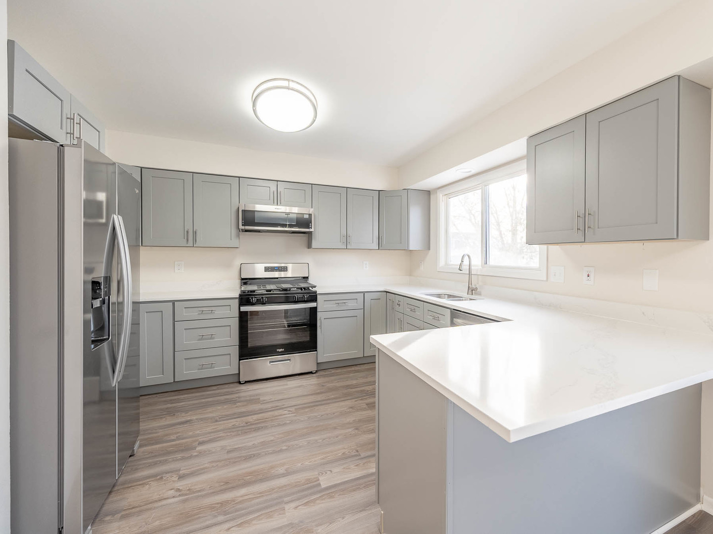 715 Concord Drive, Crystal Lake, IL 60014