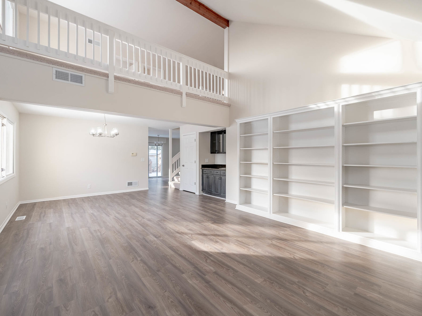 715 Concord Drive, Crystal Lake, IL 60014