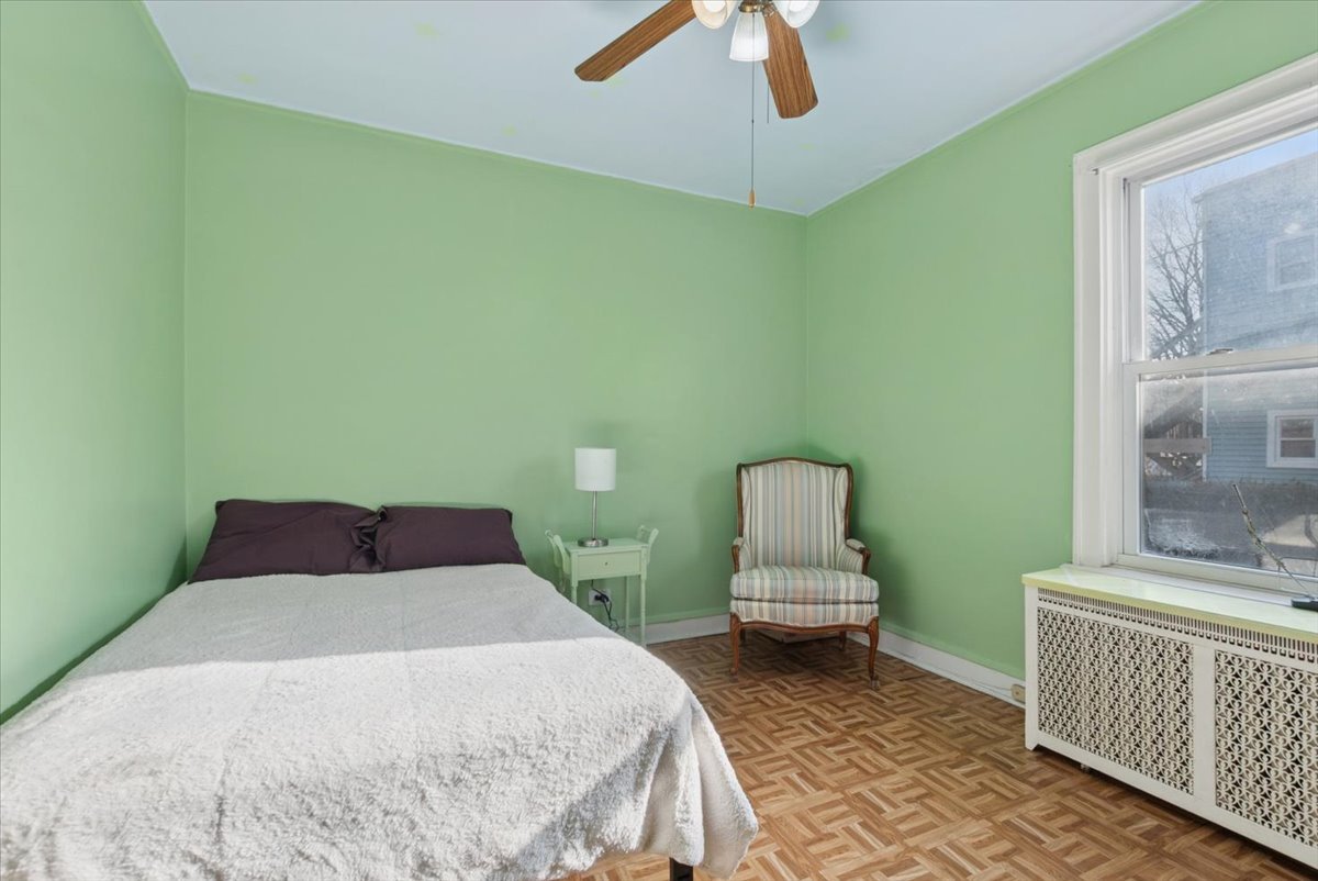 5701 S Maplewood Avenue, Chicago, IL 60629