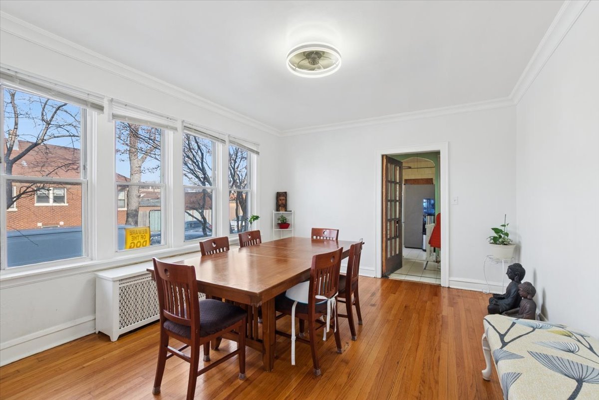 5701 S Maplewood Avenue, Chicago, IL 60629