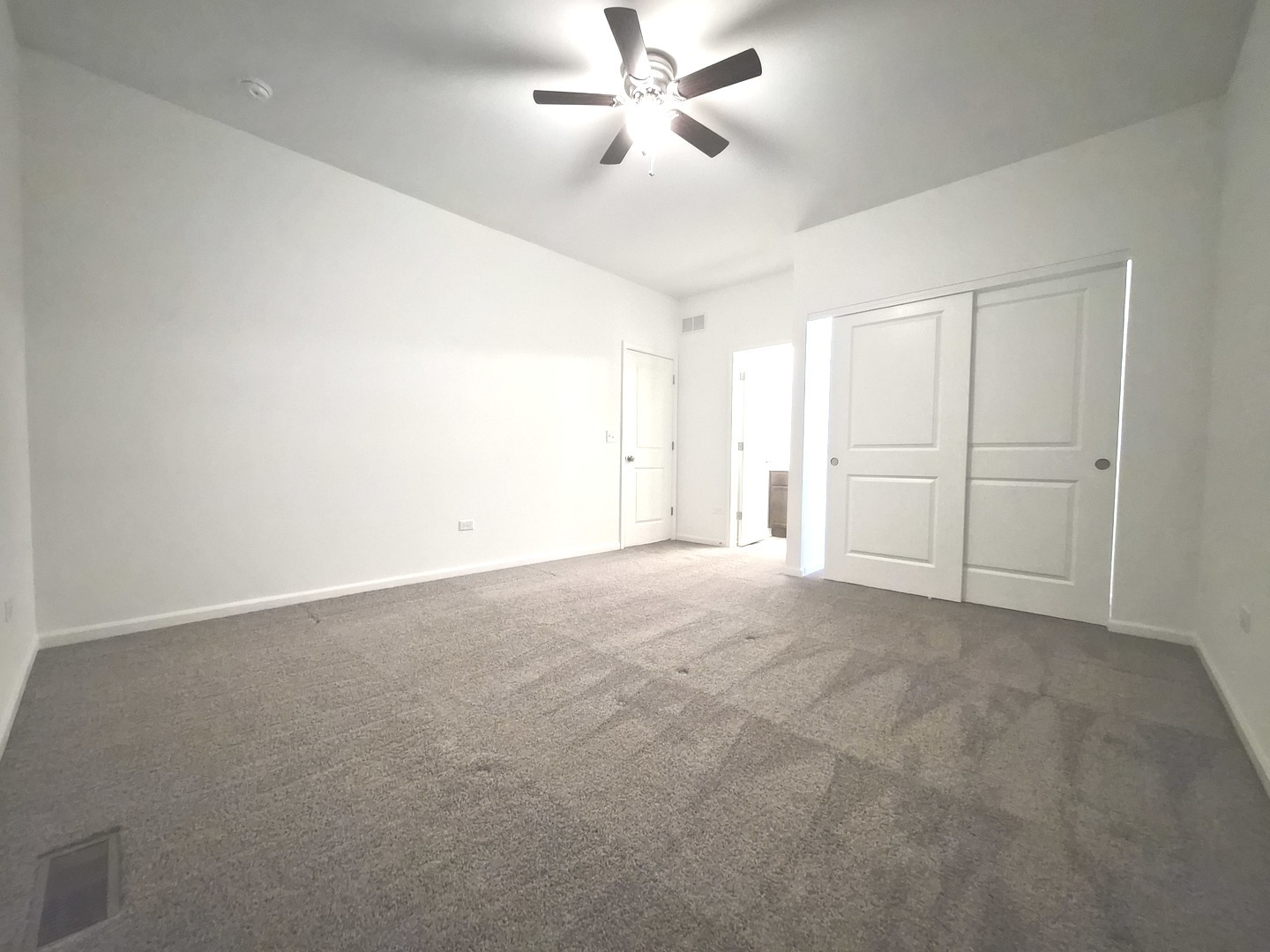 4391 Chelsea Manor Circle #4391, Aurora, IL 60504