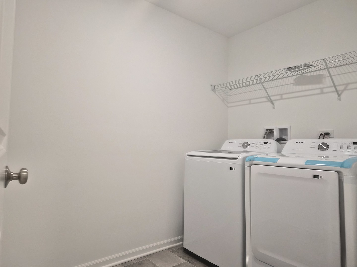 4391 Chelsea Manor Circle #4391, Aurora, IL 60504