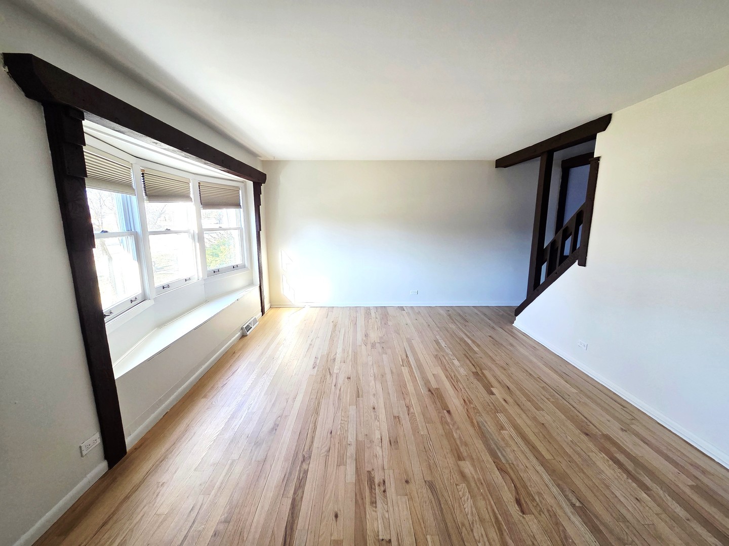 828 Lavergne Avenue, Wilmette, IL 60091