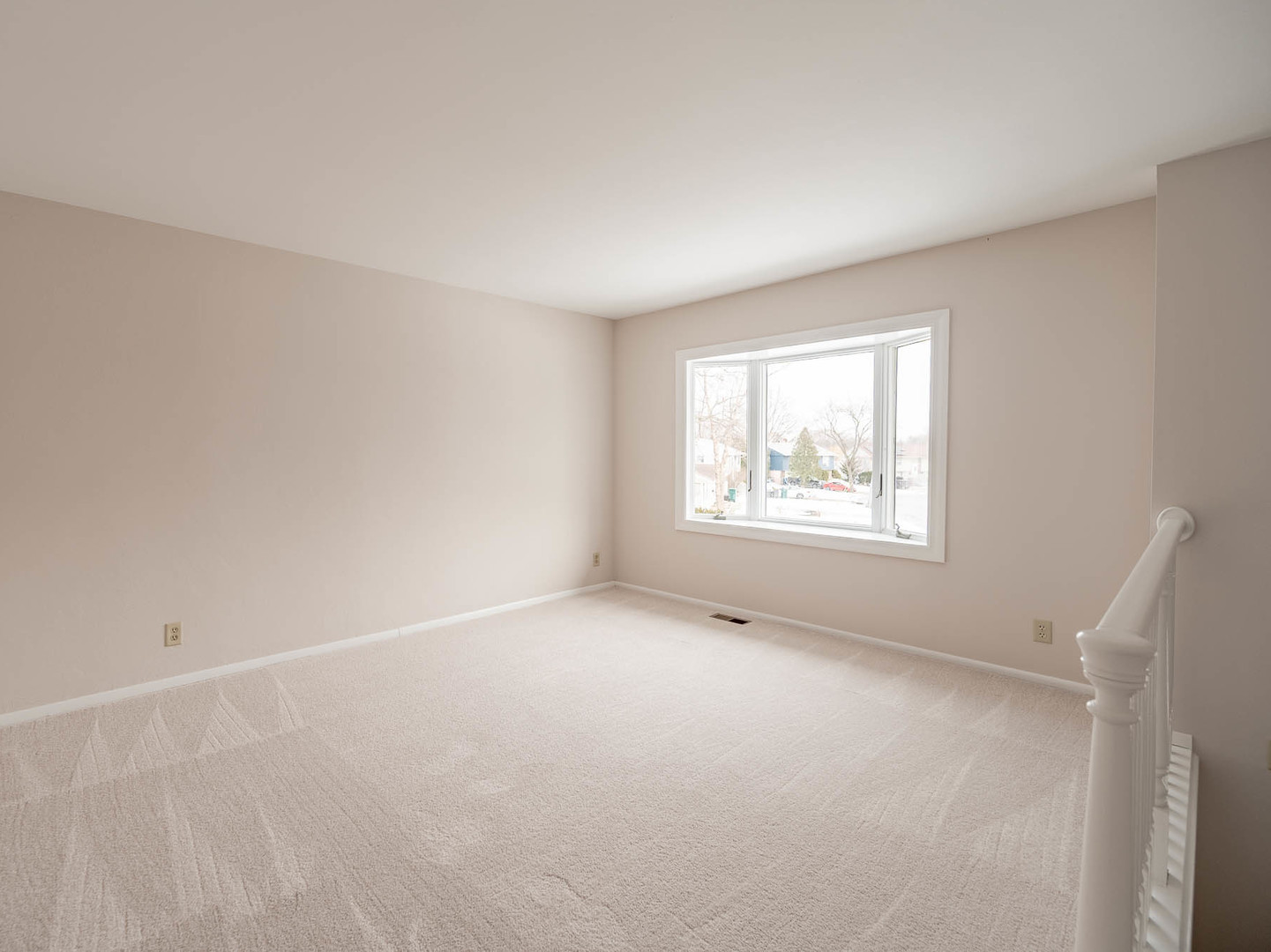 1200 Nippert Drive, Streamwood, IL 60107