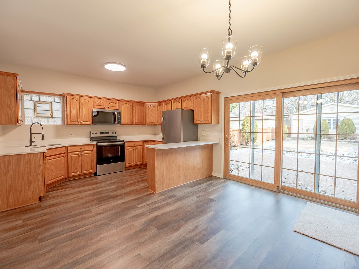 5635 N Kostner Avenue, Chicago, IL 60646