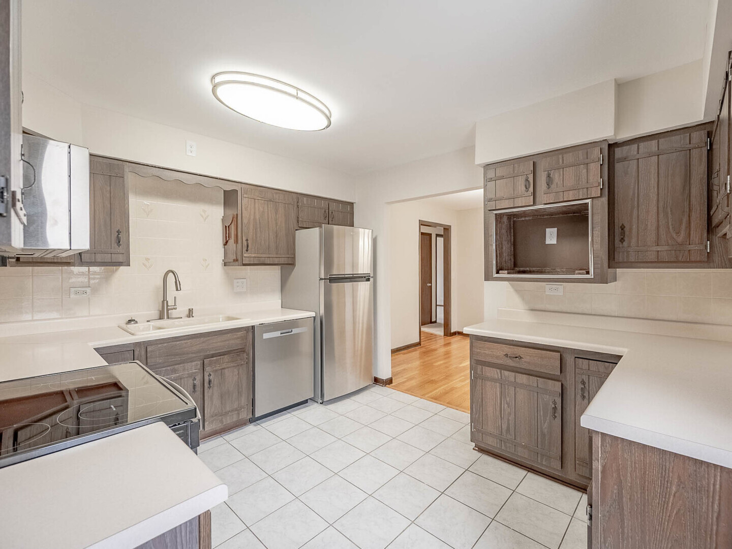 9836 W Paxton Drive, Beach Park, IL 60099