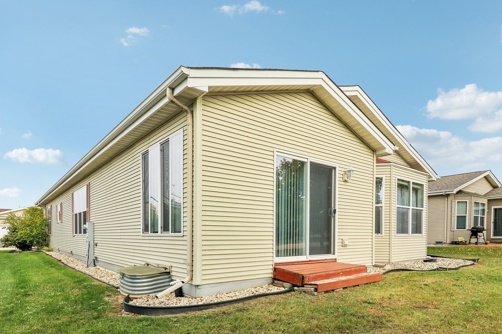 3306 Stakes Lane, Grayslake, IL 60030