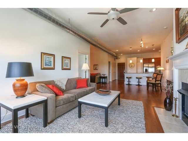 450 VILLAGE CENTER Drive #413, Burr Ridge, IL 60527