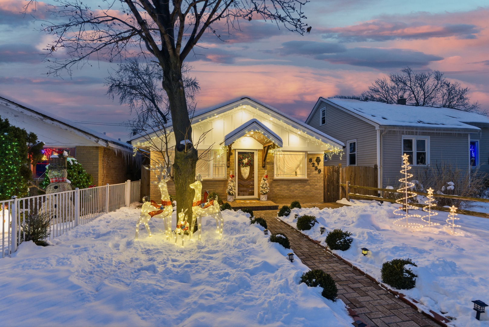 8239 Sayre Avenue, Burbank, IL 60459