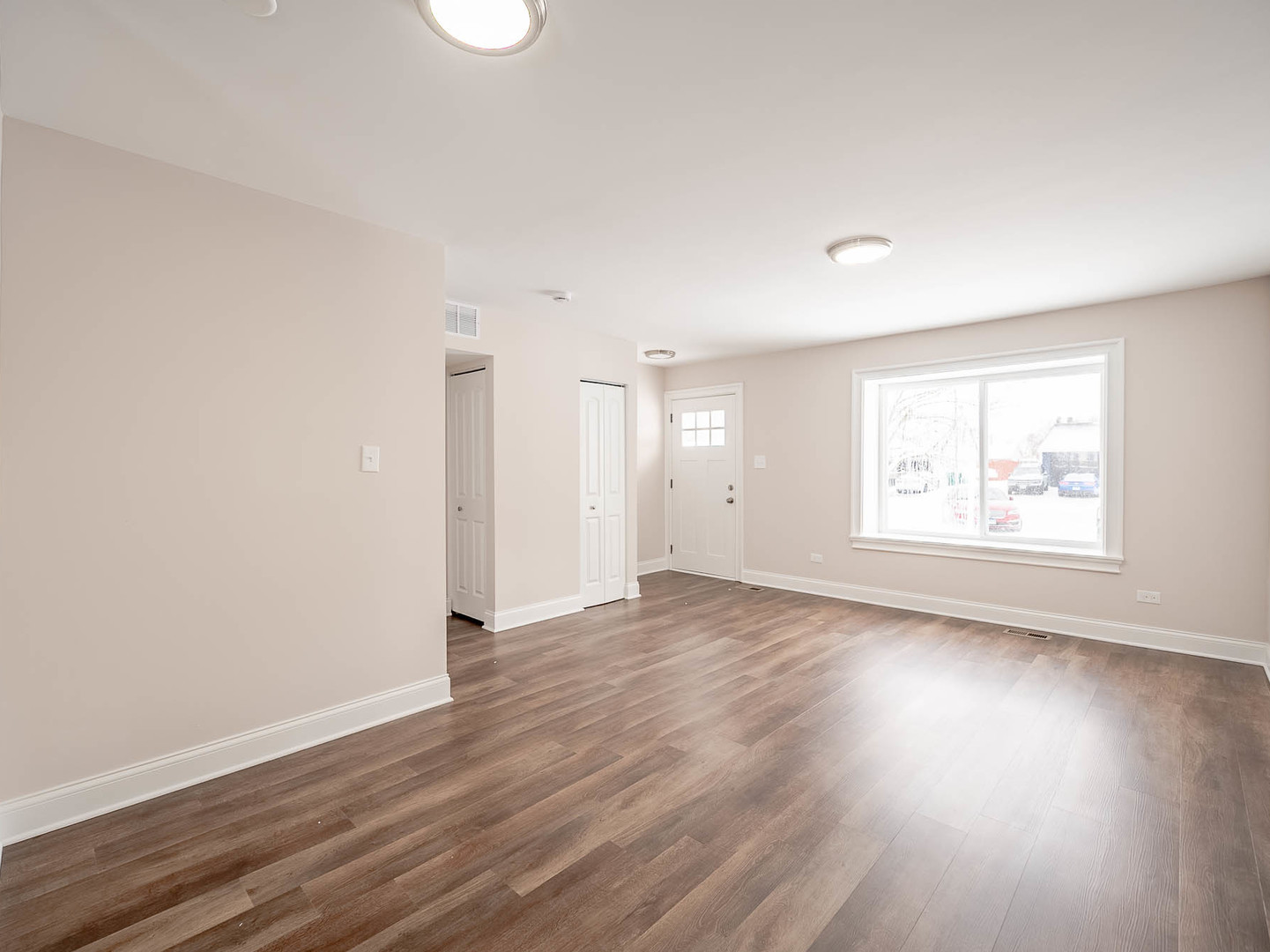 906 Natoma Court, Joliet, IL 60431