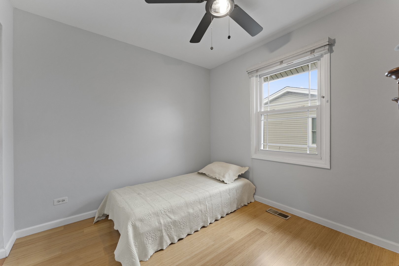 309 Plymouth Lane, Bloomingdale, IL 60108