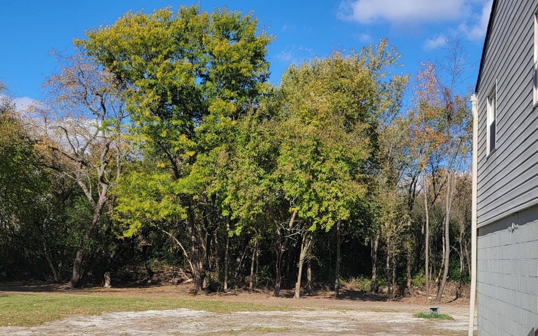 8621 US Highway 12 Highway, Richmond, IL 60071