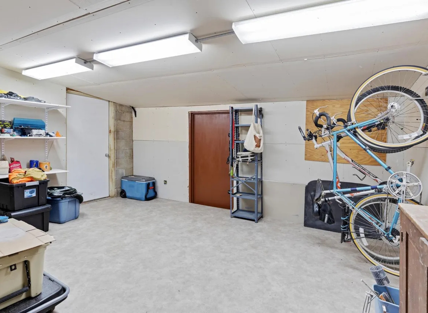 8621 US Highway 12 Highway, Richmond, IL 60071