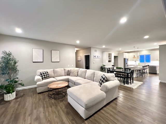 413 Moore Street, Clinton, IL 61727