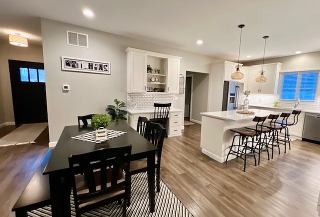 413 Moore Street, Clinton, IL 61727