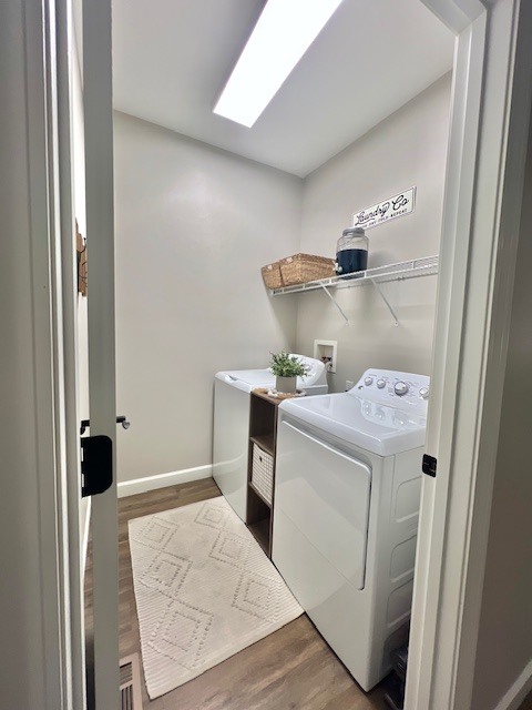 413 Moore Street, Clinton, IL 61727