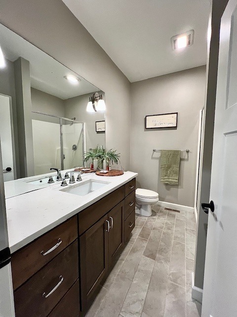 413 Moore Street, Clinton, IL 61727