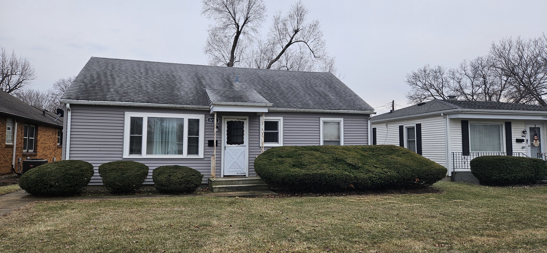 1203 W Washington Street, Ottawa, IL 61350