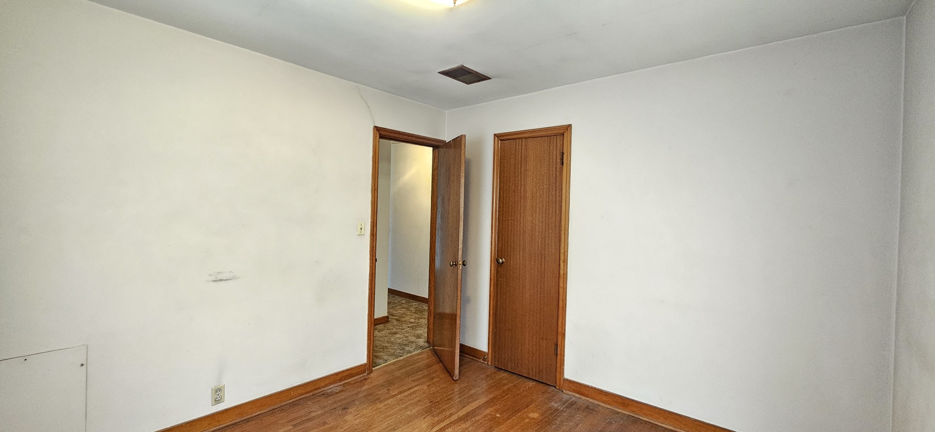 1203 W Washington Street, Ottawa, IL 61350