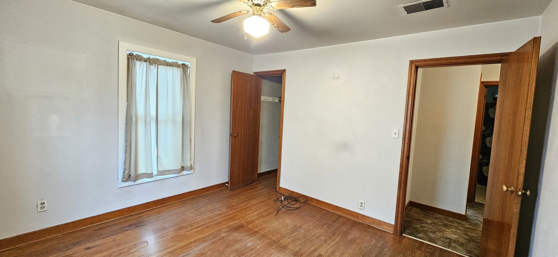 1203 W Washington Street, Ottawa, IL 61350