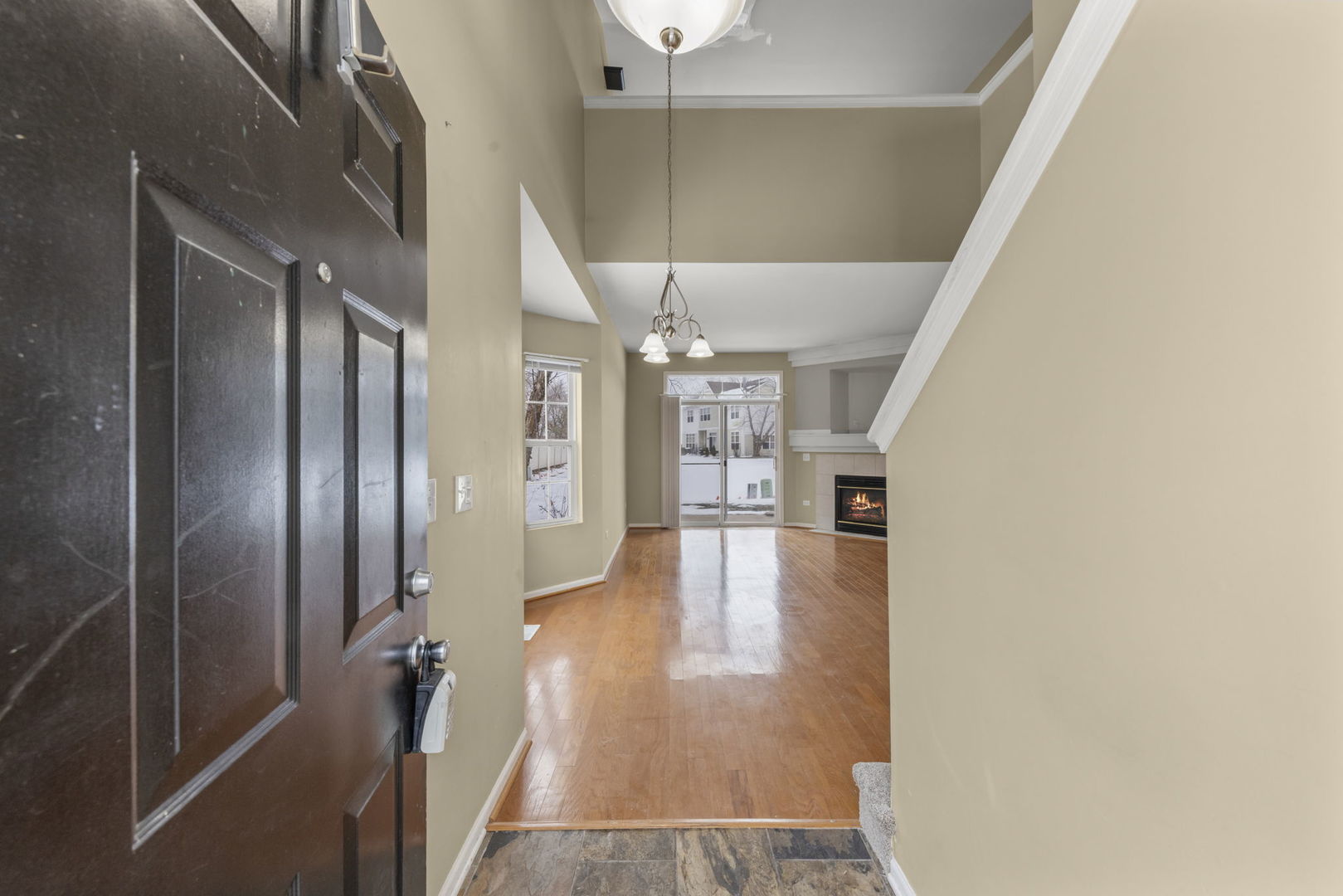 577 Pinebrook Drive, Bolingbrook, IL 60490