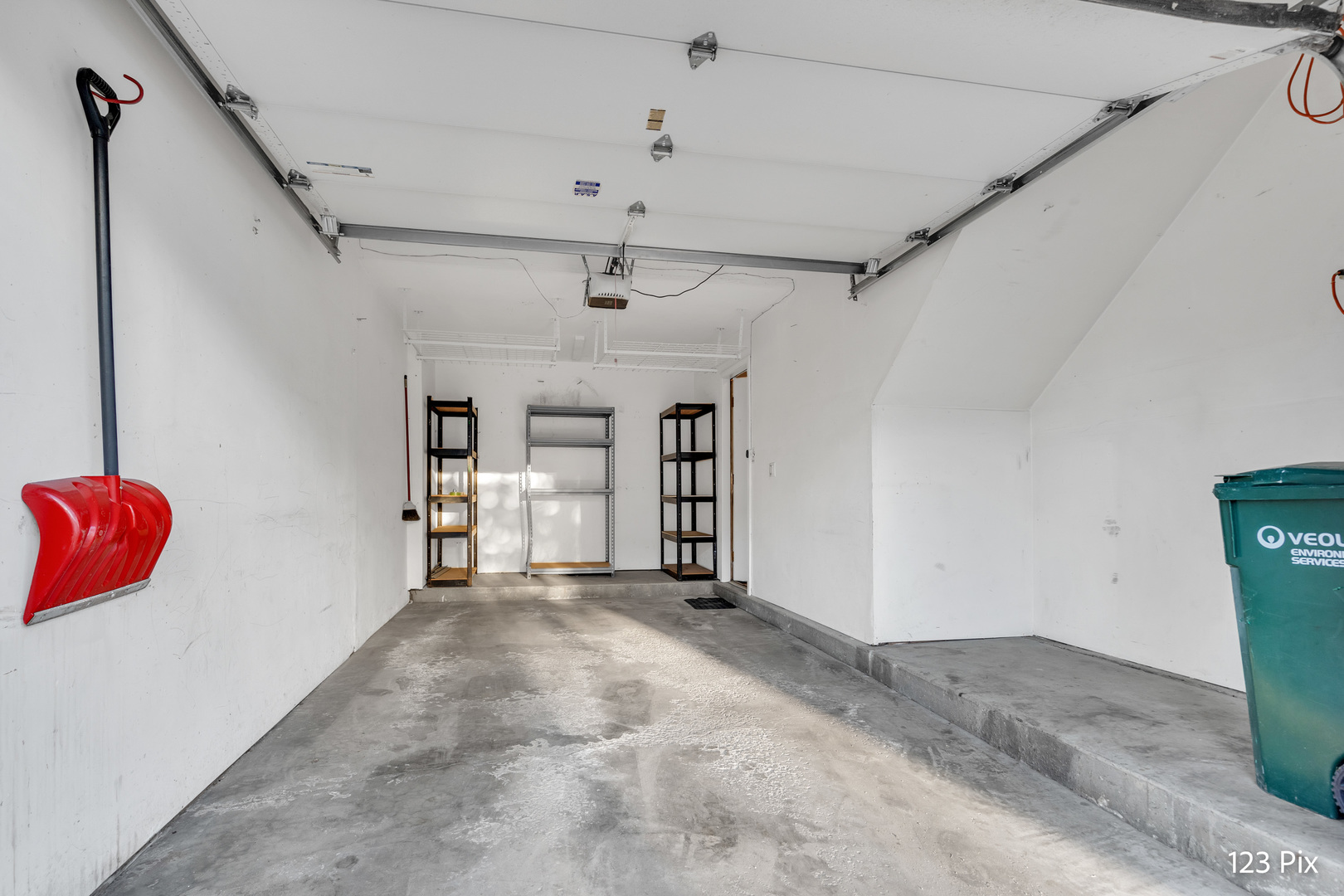 111 Brookwood Court #111, Vernon Hills, IL 60061